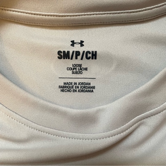 UMASS ATHLETICS CROPPED WORKOUT TEE - Picture 3 of 4